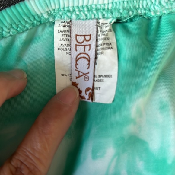 BECCA SWIM CRYSTAL OVER SHOULDER BIKINI size M - Picture 5 of 5